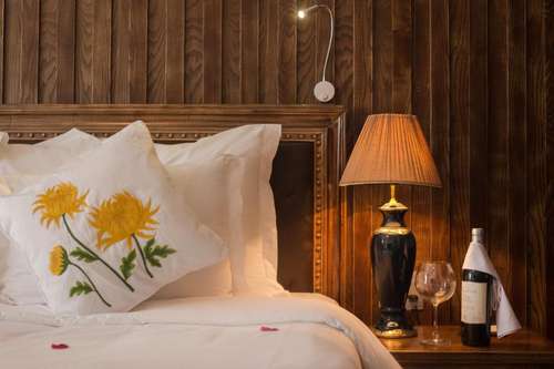 www.nobleandswanboutiquehotel.com