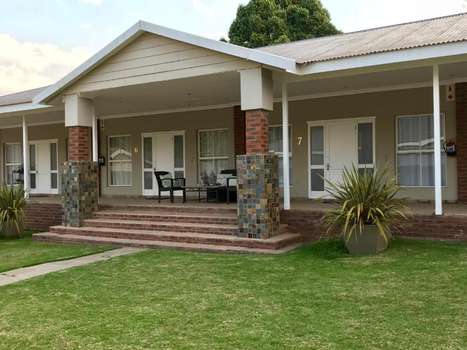 www.anathihotel.co.za