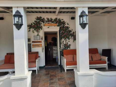 www.alpineinn.co.za