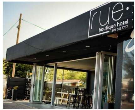 www.ruehotel.co.za
