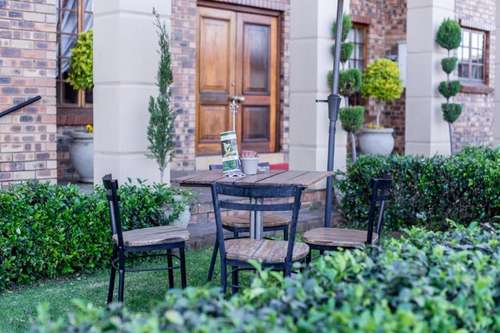www.alvestonmanor.com