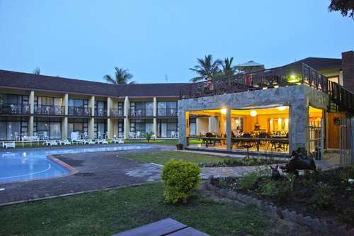 www.elephantlakehotel.com