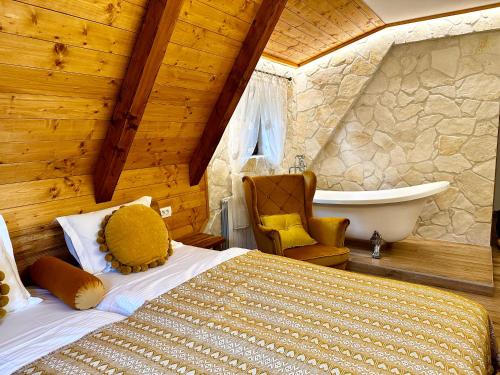www.pearlofplitvice.com