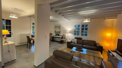 www.elcampanarioresort.com