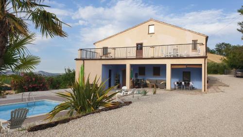 www.casaledimaro.com