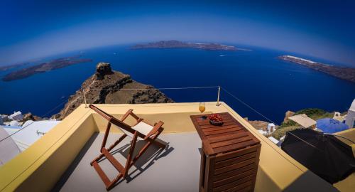 www.azurevilla.eu