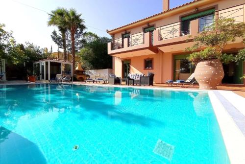 www.oceanis-suites.gr