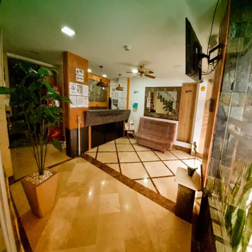 www.hotelroyalcliff.in