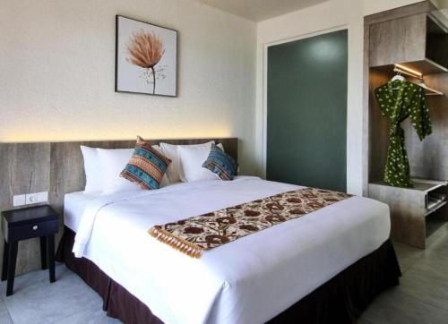 www.adiwanahotels.com