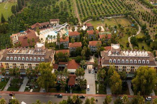 www.miramorgardenresort.com