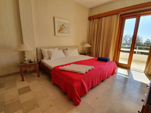 www.hotelindigo.com