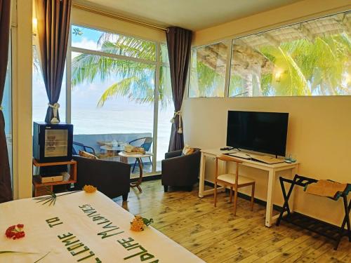 www.islandlifemaldives.info