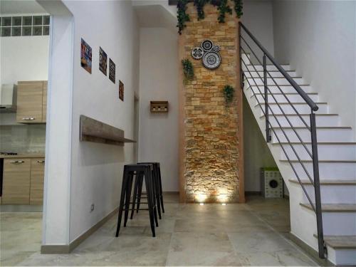 www.lagendaproperties.com