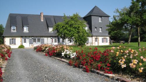www.manoirsaintpierre.com