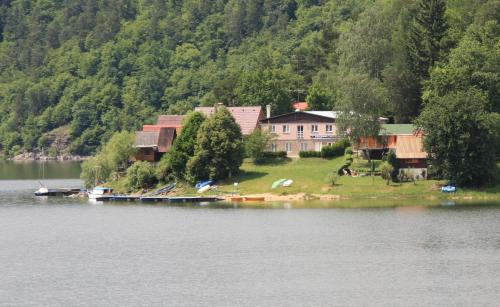 www.prehrada.cz