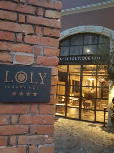 www.lolyhotel.com