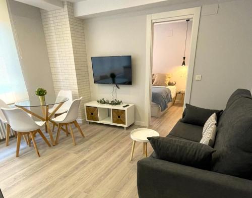www.apartamentosaranda.com