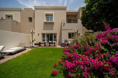 www.arabianranchesgolfclub.com