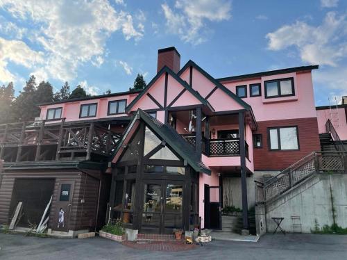 www.alpine-village.jp