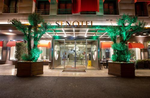 www.hotelchateaudelatour.com