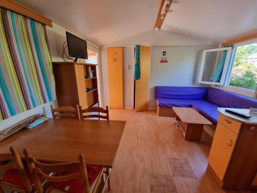 www.caravanclub.co.uk