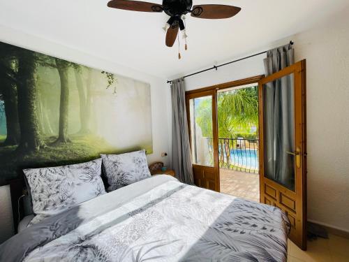 www.casadeaistra.com