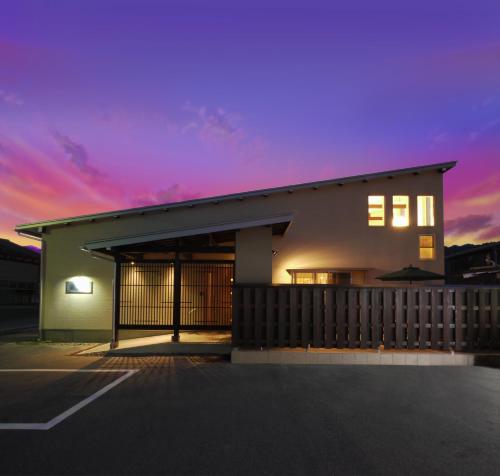 www.highgroveatx.com