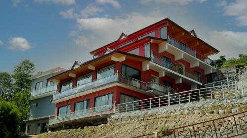 www.aaryamresorts.com