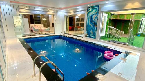 www.villaparadiseresort.com