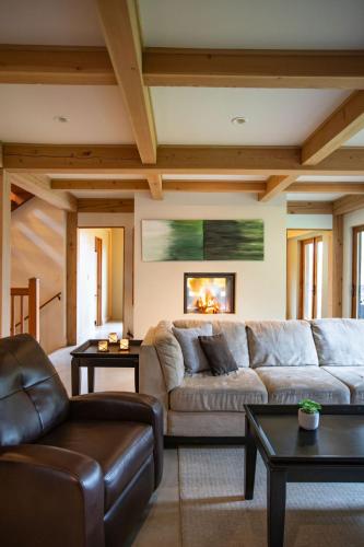 www.revelstokevacation.com