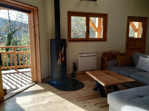 www.chalets-lesgets.com
