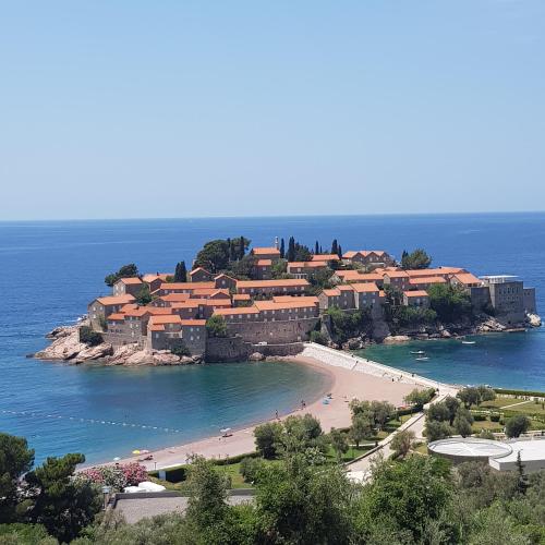 www.villa-arya.com