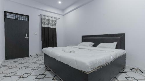 www.sansi-hotels.com