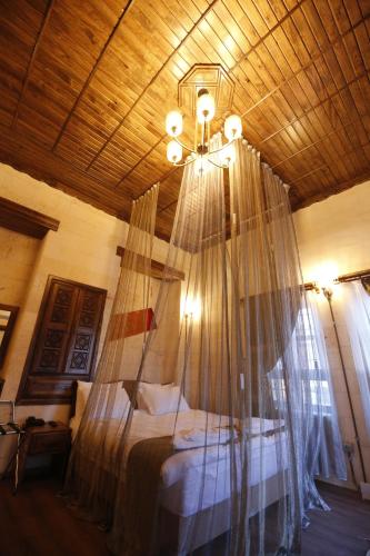 www.arthotel-kalelarga.com