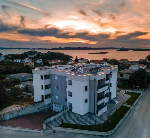 www.villa-dalmacija-drage.eu
