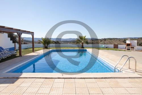 www.rainbowparadisebeachresort.com