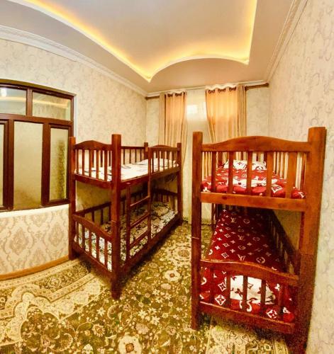 www.lamingahostel.com