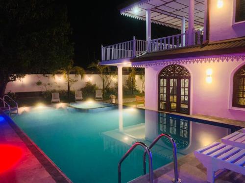 www.lesvillasduhameau.com