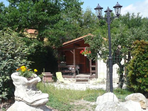www.chalets-ascarines.com