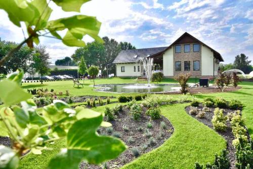 www.aurora-rendezvenyterem-szallas.com.es