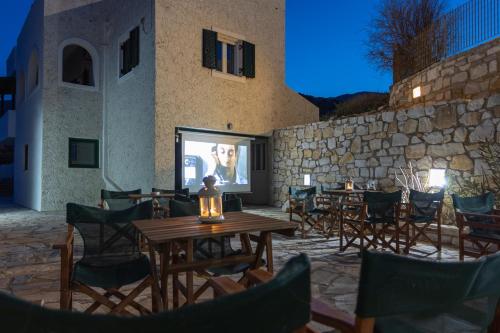 www.bestsuites-naxos.com