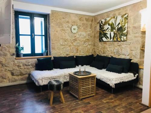 www.hotel-carayou.com