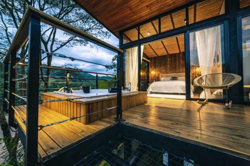 www.zieloglamping.com
