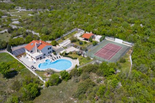 www.palisadestahoe.com