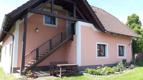 www.lucia-hotel.at
