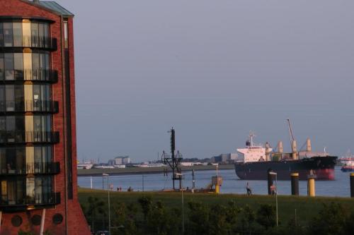 www.jachthavenbruinisse.nl