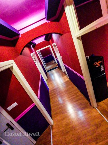 www.hostel77.ch