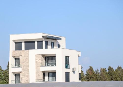 www.acaciamarina.com