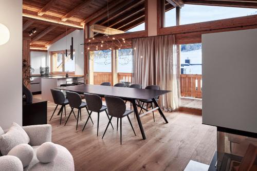 www.alpina-holiday.at