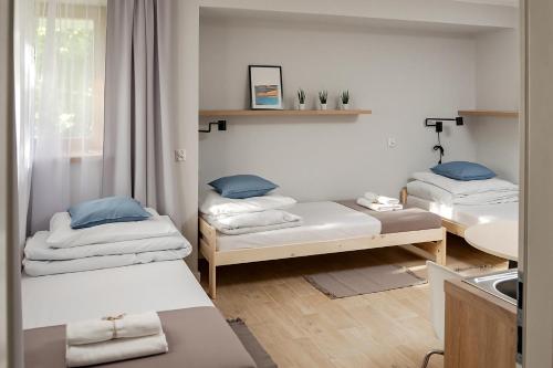 www.aparthostels8.pl